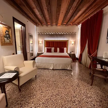 Ruzzini Palace 4*