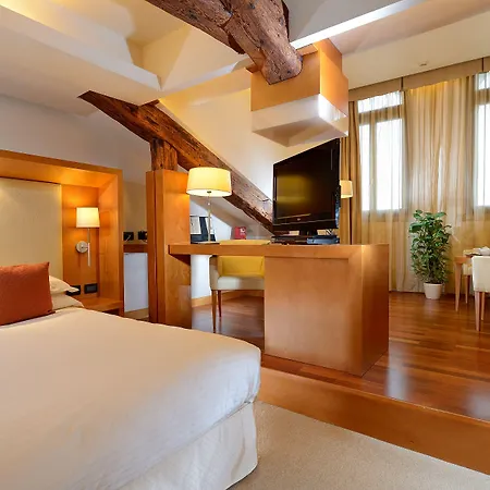 מלון Ruzzini Palace 4*