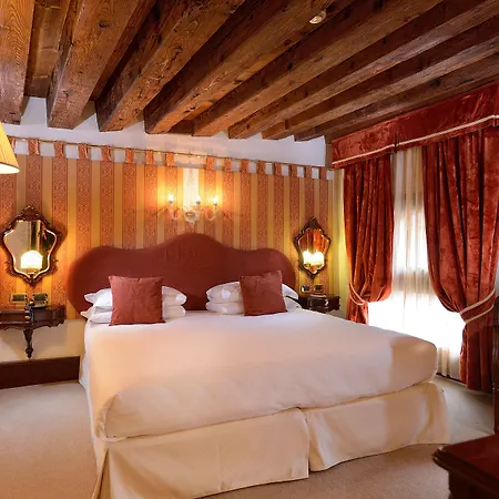 Ruzzini Palace Venecia