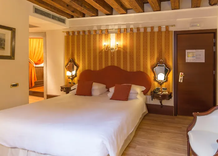 Hotel Ruzzini Palace