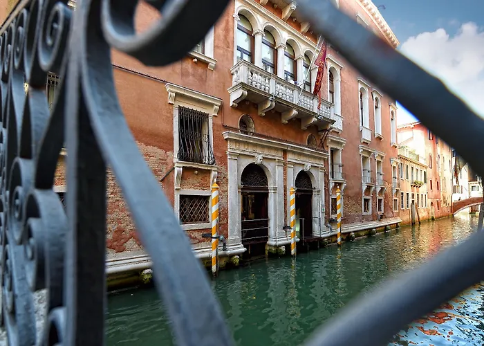 Hotel Ruzzini Palace