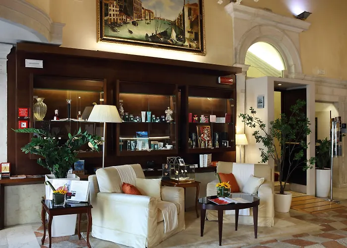 Hotel Ruzzini Palace