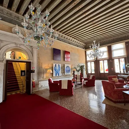 Ruzzini Palace Hotell