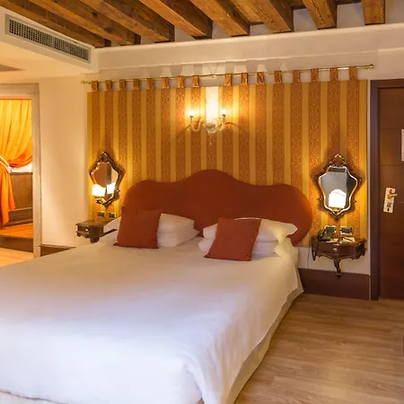 Hotel Ruzzini Palace