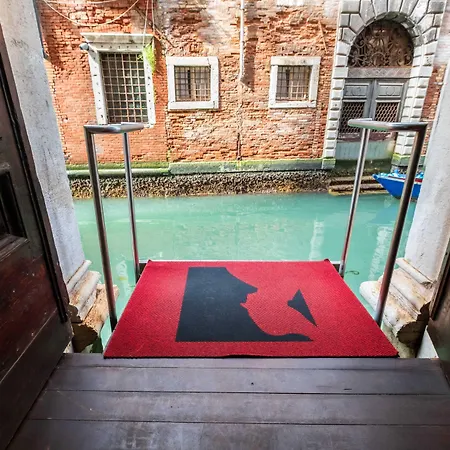 Ruzzini Palace Szálloda 4*