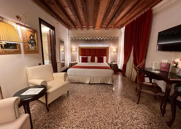 Ruzzini Palace 4*