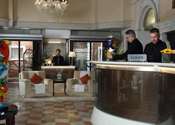 Hotell Ruzzini Palace