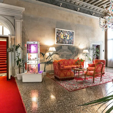 Ruzzini Palace מלון