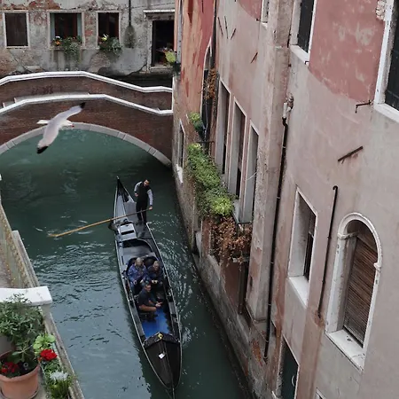 ルッツィーニ パレス 4*