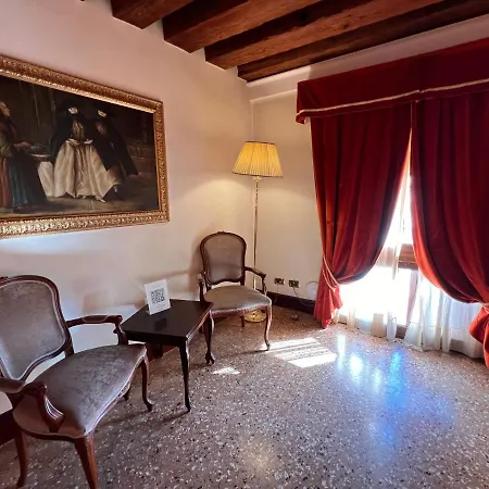 Отель Ruzzini Palace
